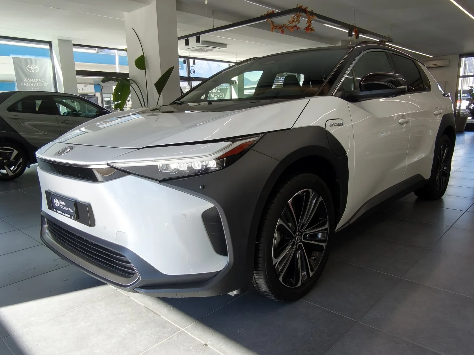 TOYOTA bZ4X
